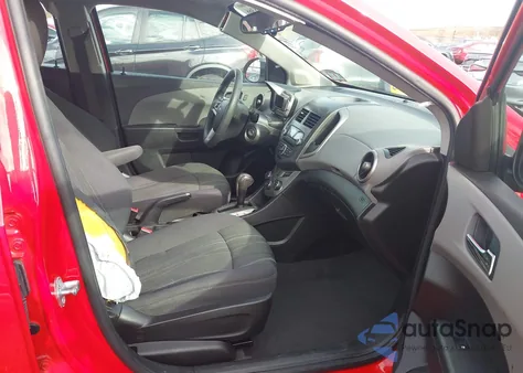 2015 Chevrolet Sonic Lt Auto из США, поврежденный, VIN 1G1JC6SGXF4194667